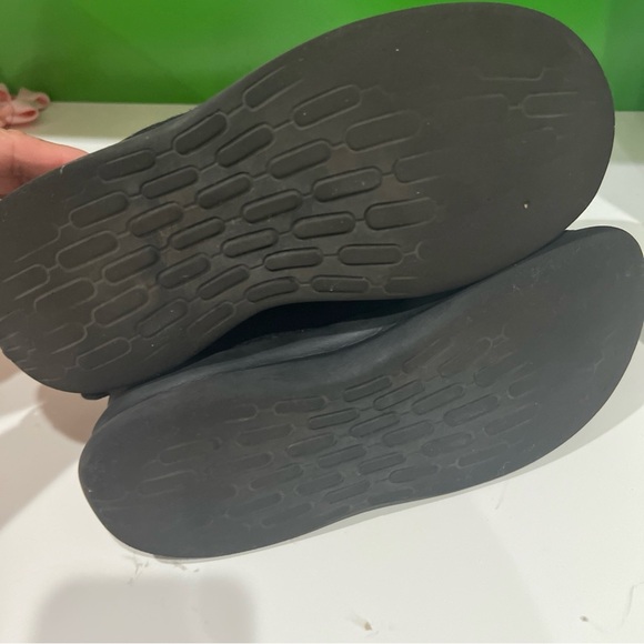 adidas Kids Black Sneakers - Picture 5 of 5